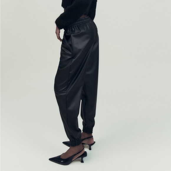 ZARA faux leather jogger pants. Size medium. Excellent condition - Picture 2 of 3